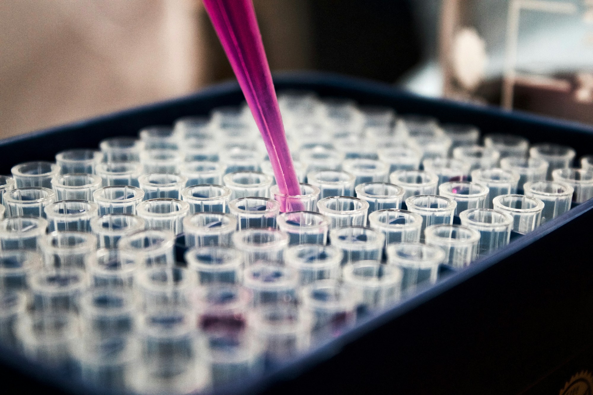 Sterile biotechnology research laboratory and clinical science instruments